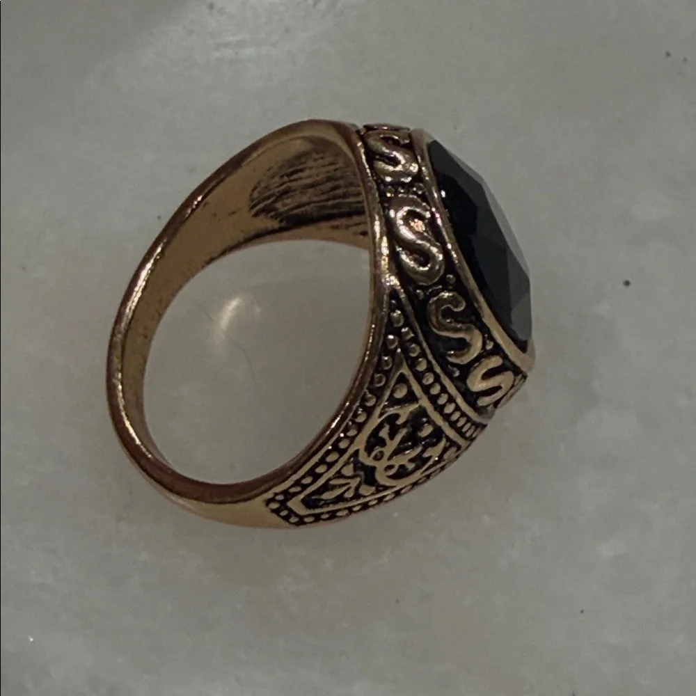 New Artisan Antique Style Brass-Tone Men's Ring with Black Oval Crystal Stone